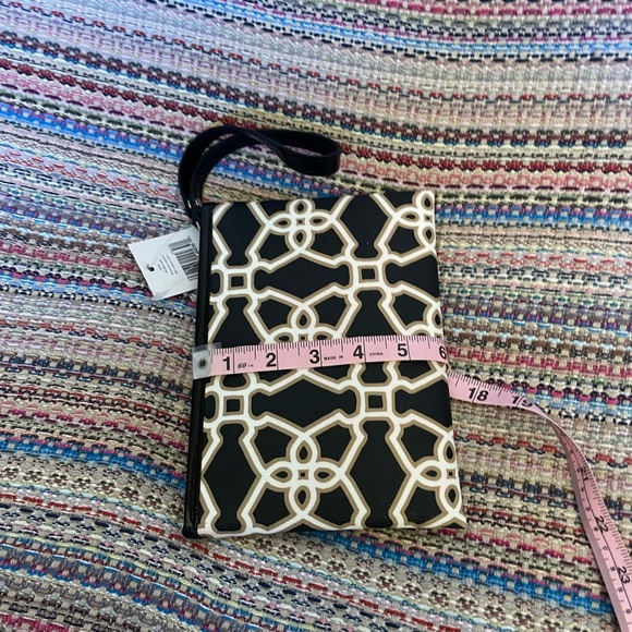 NWT kate spade Moroccan print wristlet - Picture 4 of 6